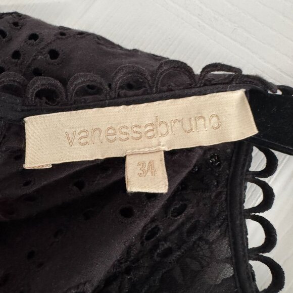 Vanessa Bruno Eyelet Lace Top in Black, size 34. Fits like a size XS - Picture 5 of 9